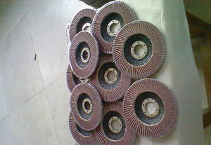 【百頁輪 磨具 專用于設備制造業的打磨,拋光。】價格_廠家_圖片 -